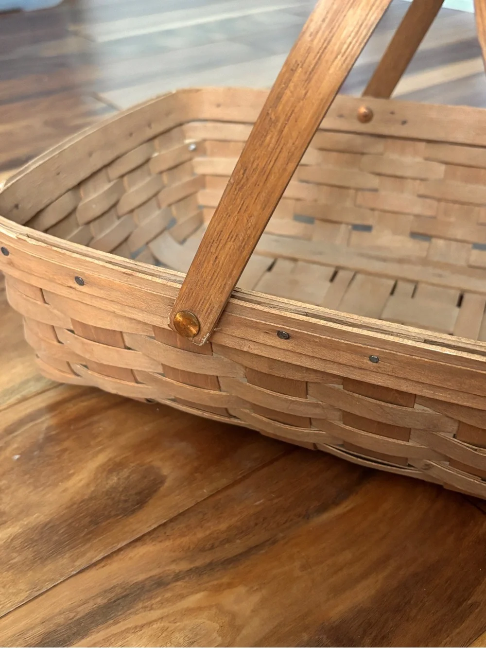 Vintage Longaberger Medium Gathering Basket